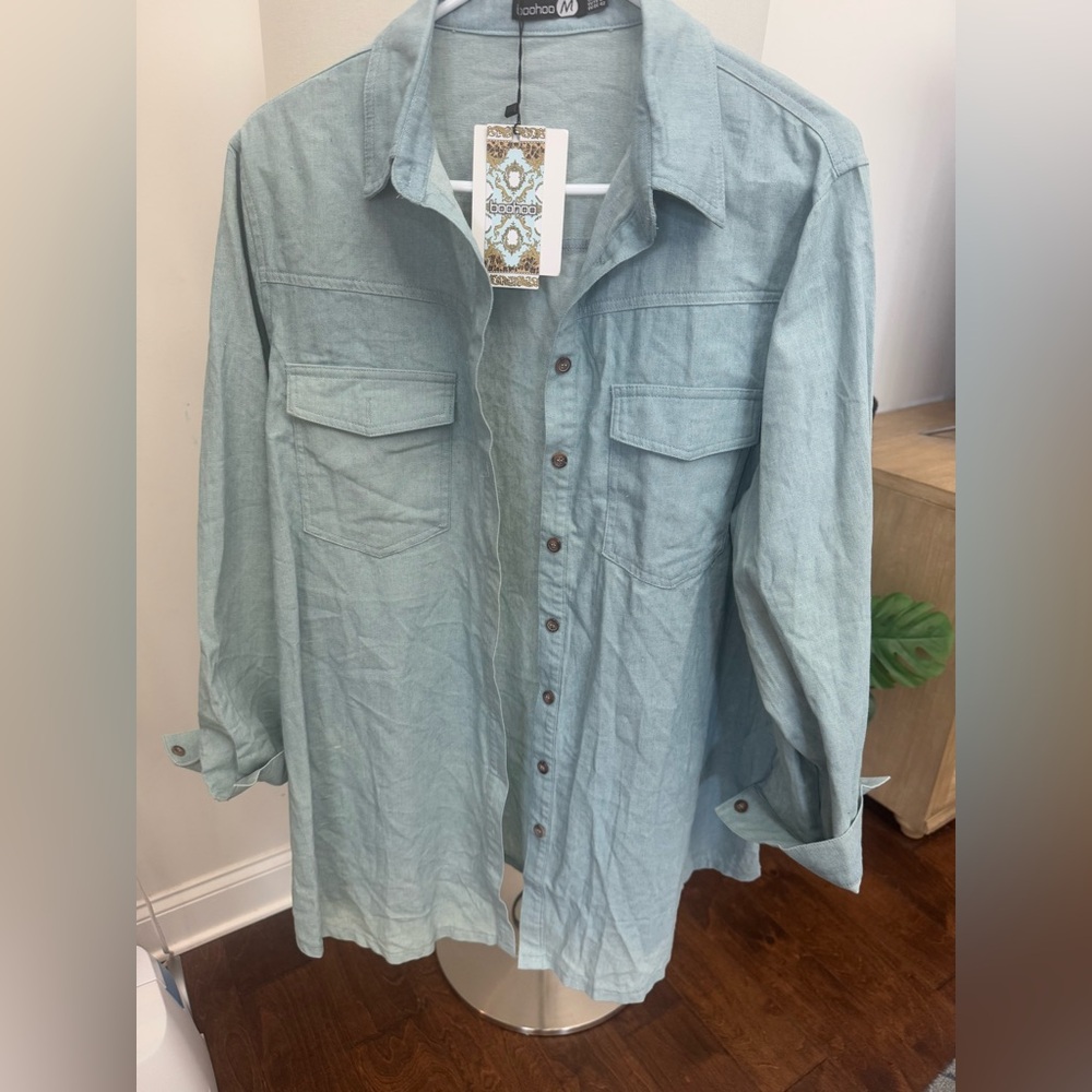 Women’s denim shirt size xl NWT size xl